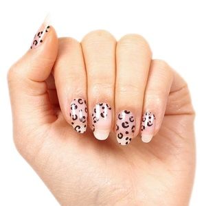 Color Street Nail Strips - Spot On